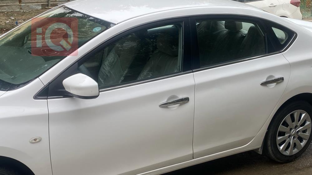 نيسان سنترا